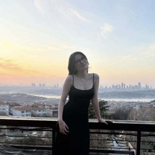 Yağmur Demir